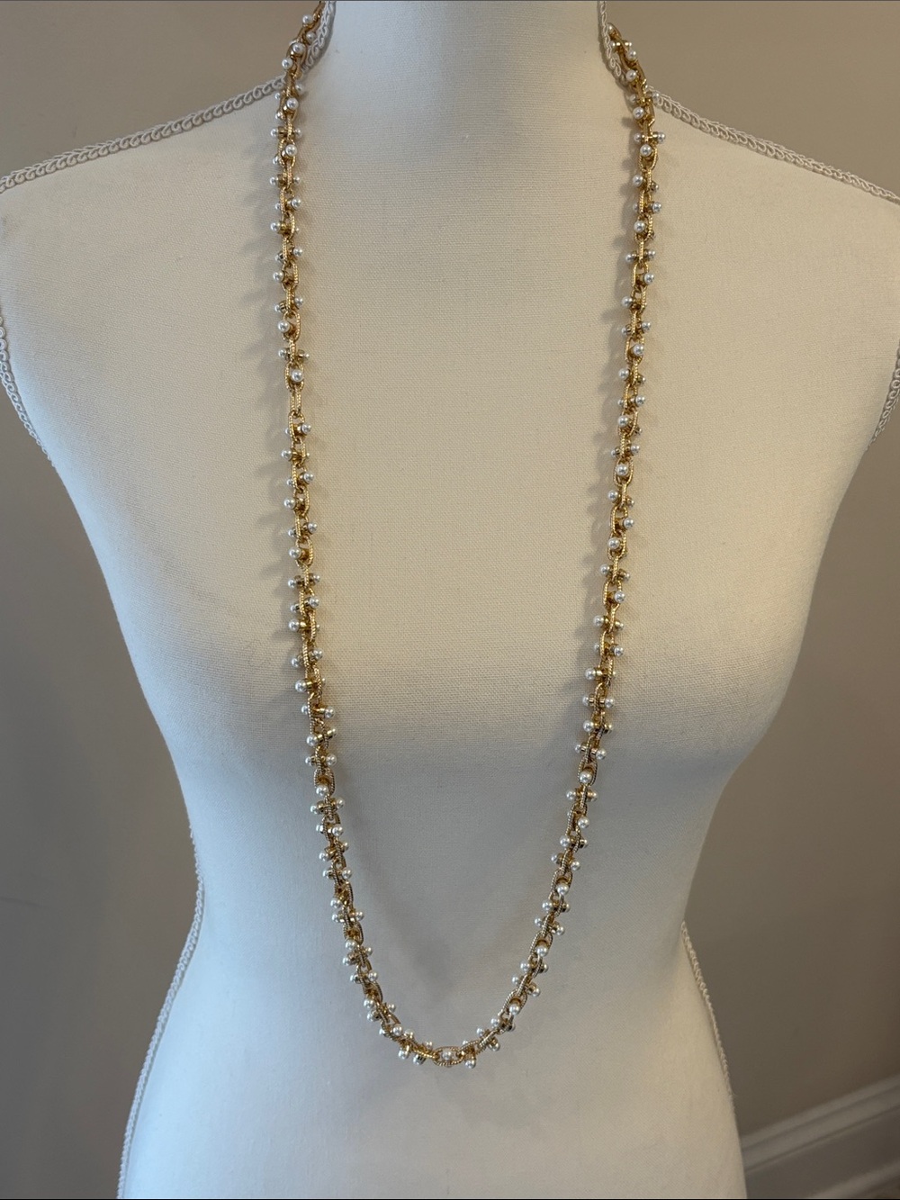 Chico's NWT Long Gold Chain with Pearl Accent Stations